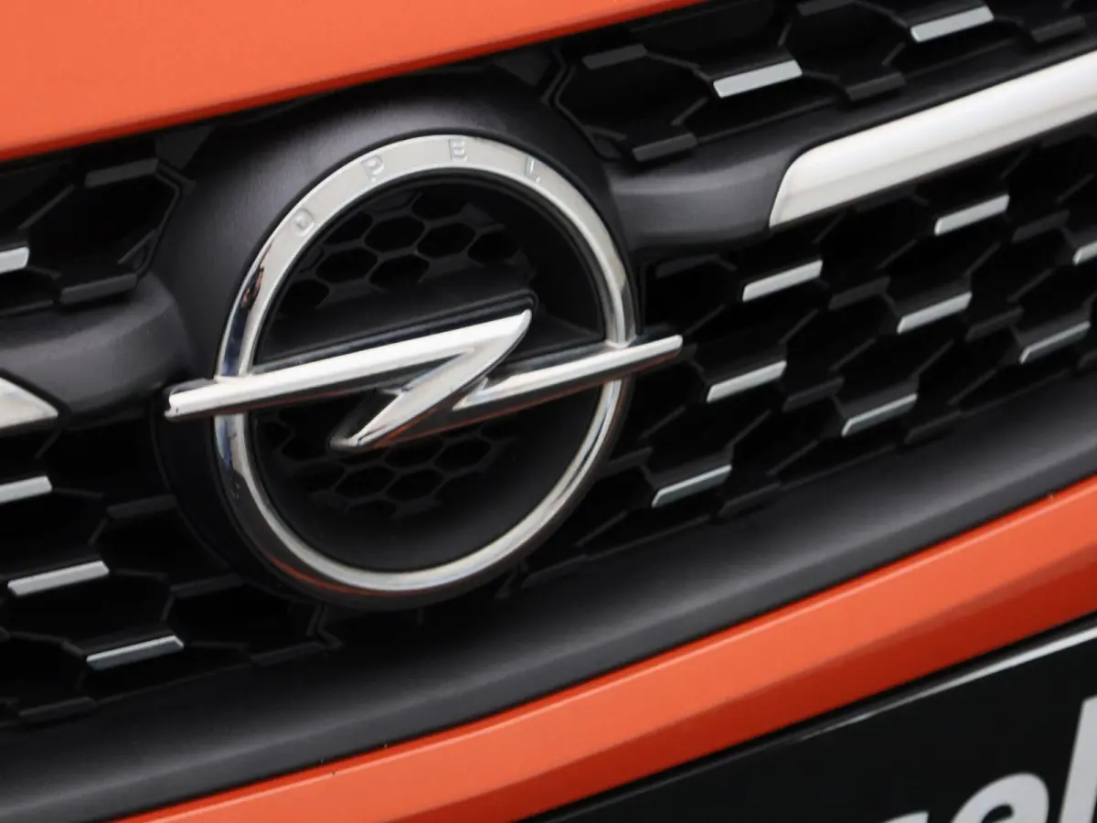 Corsa-e Auto Elegance | Apple carplay / Android | Parkeer camera | Navigatie