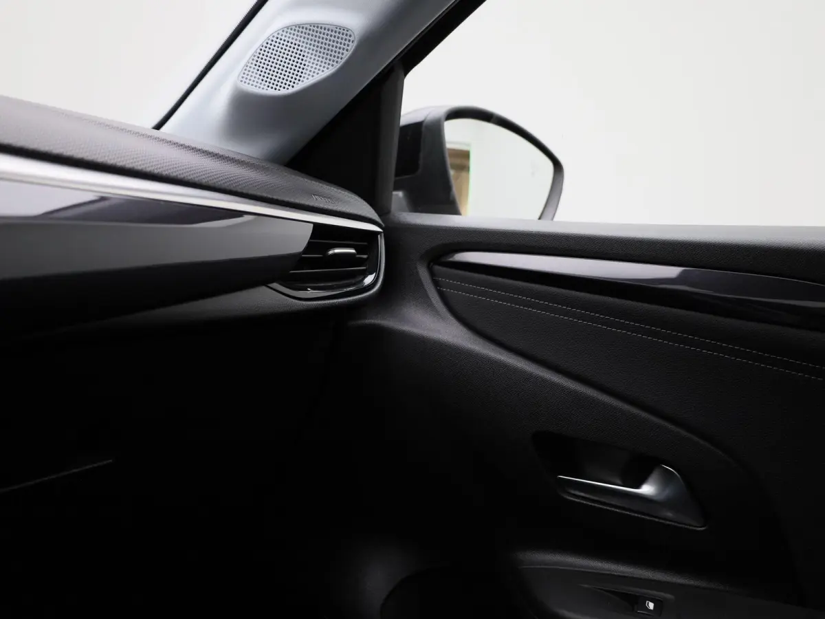 Corsa-e Auto Elegance | Apple carplay / Android | Parkeer camera | Navigatie