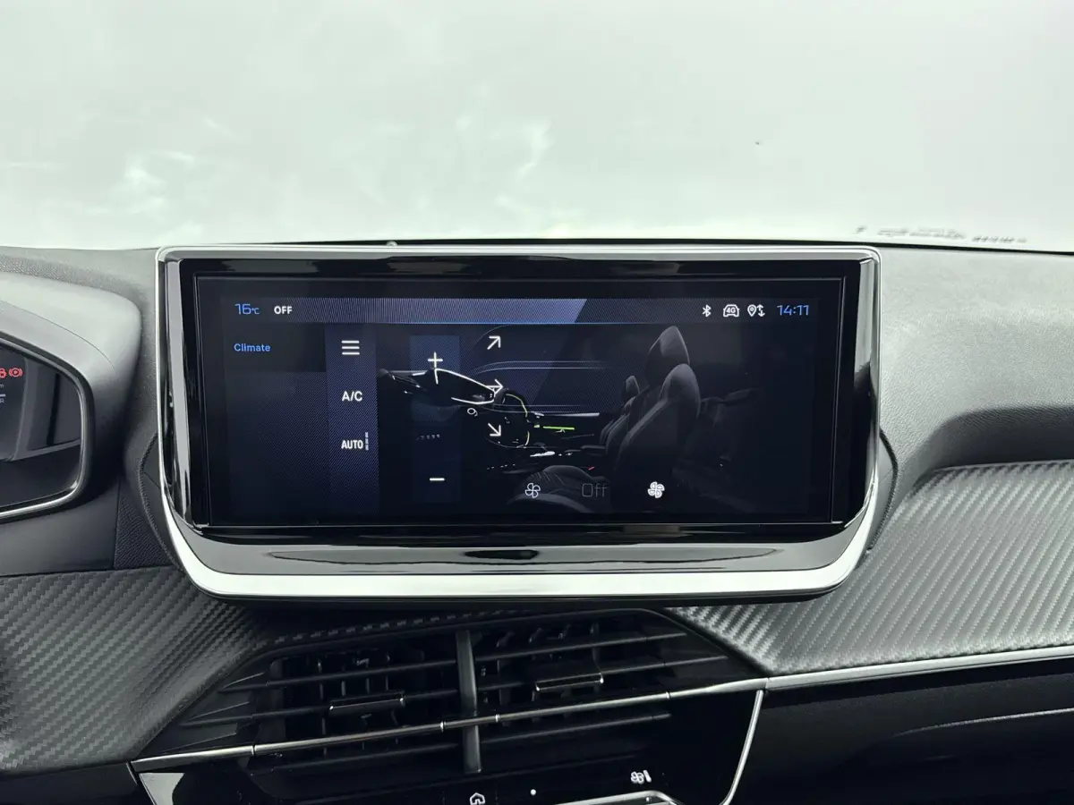 Hybrid 110 pk Automaat Allure | Adaptieve Cruise Control | Navigatie | Camera | CarPlay | Dodehoekbewaking