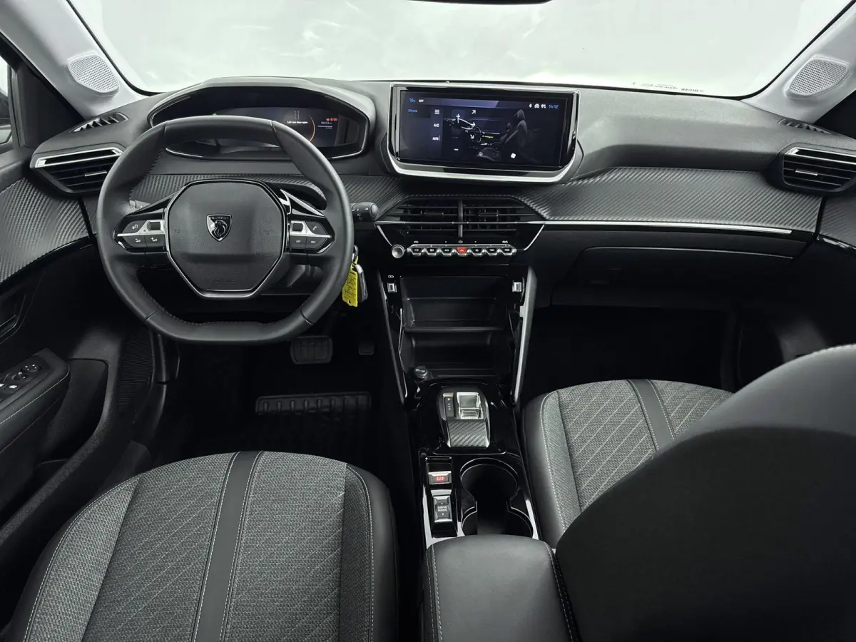 Hybrid 110 pk Automaat Allure | Adaptieve Cruise Control | Navigatie | Camera | CarPlay | Dodehoekbewaking