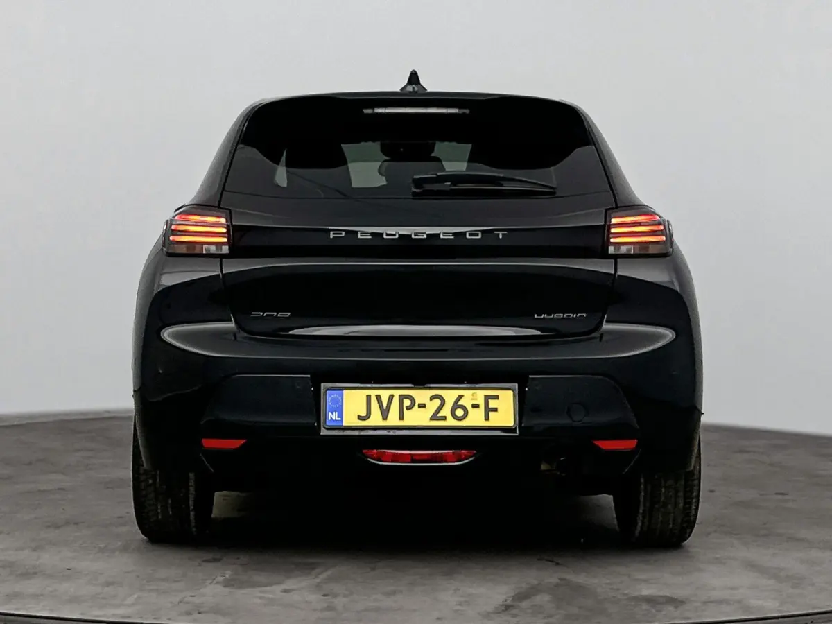 Hybrid 110 pk Automaat Allure | Adaptieve Cruise Control | Navigatie | Camera | CarPlay | Dodehoekbewaking