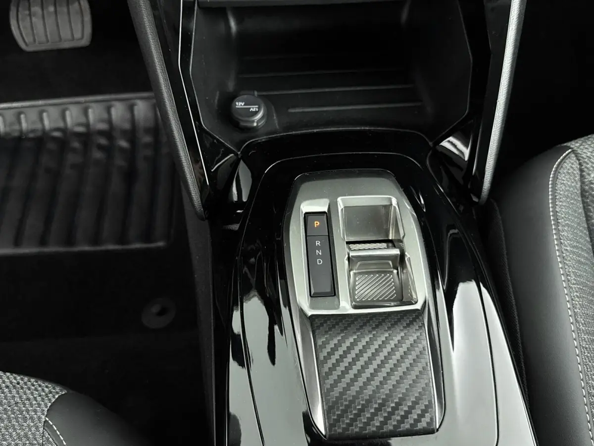 Hybrid 110 pk Automaat Allure | Adaptieve Cruise Control | Navigatie | Camera | CarPlay | Dodehoekbewaking