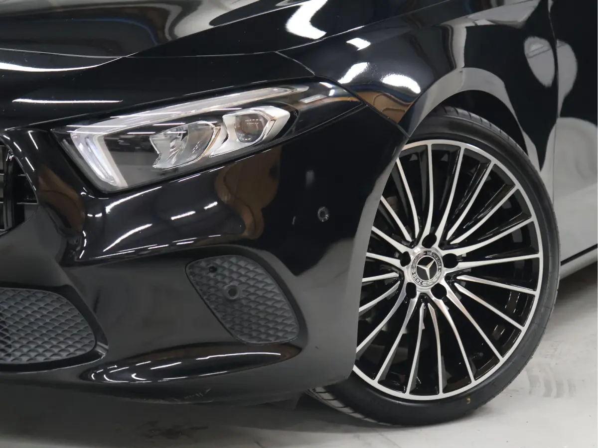 160 Sport [APPLE CARPLAY, AMG, ANDROID, STOELVERWARMING, CRUISE CONTROL, CAMERA, PDC V+A, DIGITAL DASH, STUURWIEL MULTIFUNTIONEEL, CLIMATE CONTROL, START STOP, STUUR LEDER, NIEUWSTAAT]
