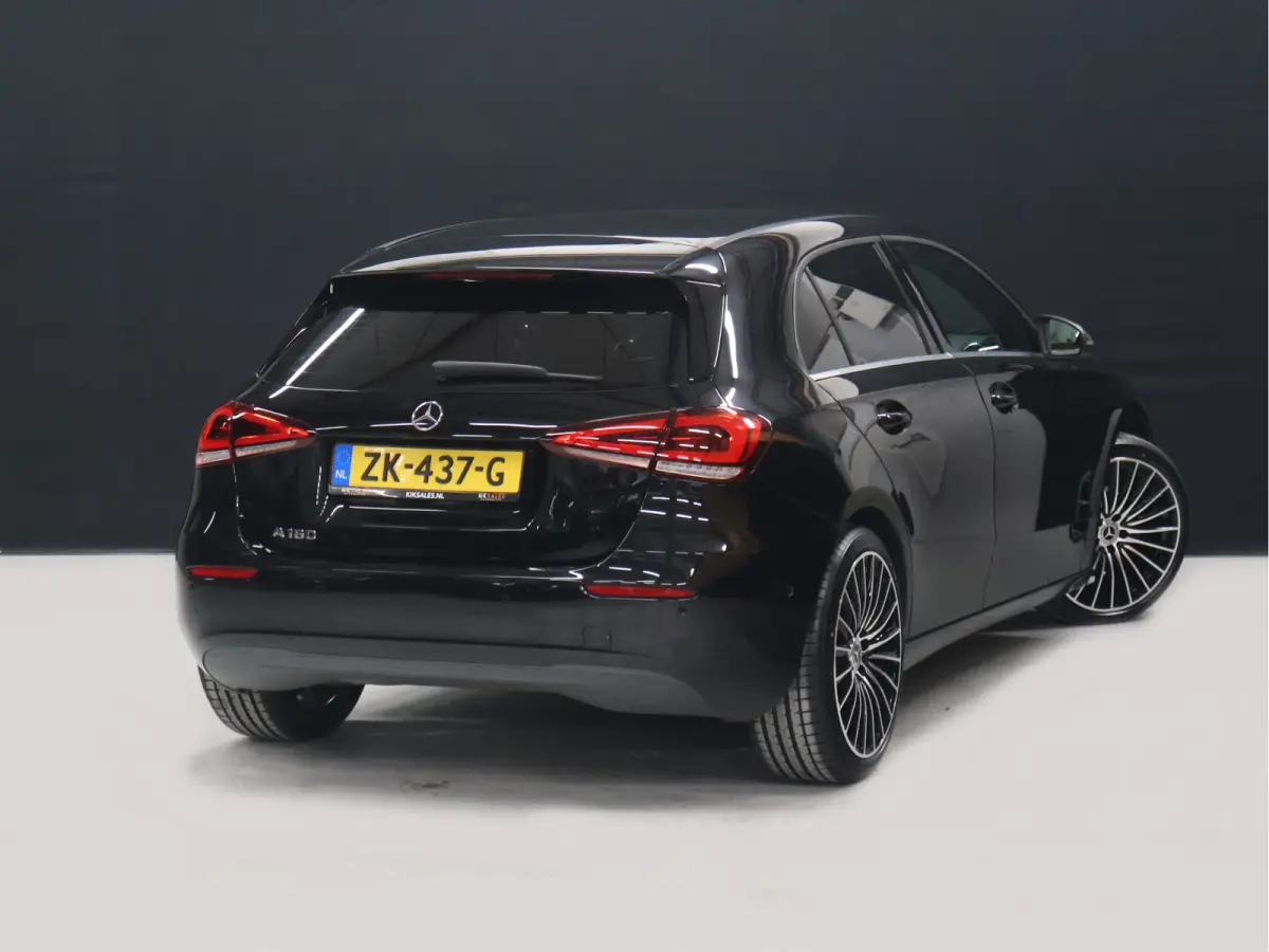 160 Sport [APPLE CARPLAY, AMG, ANDROID, STOELVERWARMING, CRUISE CONTROL, CAMERA, PDC V+A, DIGITAL DASH, STUURWIEL MULTIFUNTIONEEL, CLIMATE CONTROL, START STOP, STUUR LEDER, NIEUWSTAAT]