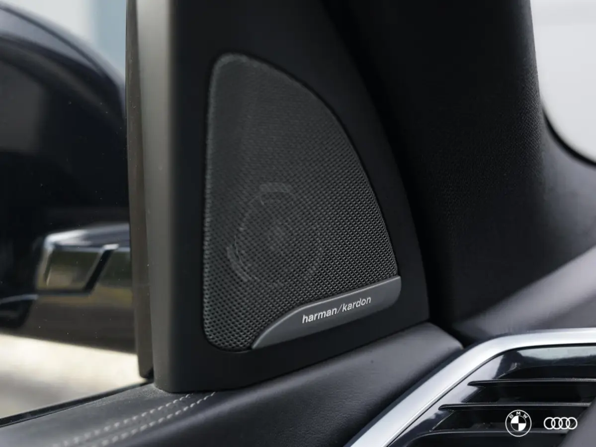 xDr45e M SPORT / PANODAK / ACC / COMFORT STOELEN / HARMANKARDON / VERW STOELEN-STUUR-ARMSTEUNEN / LASER LED /22"