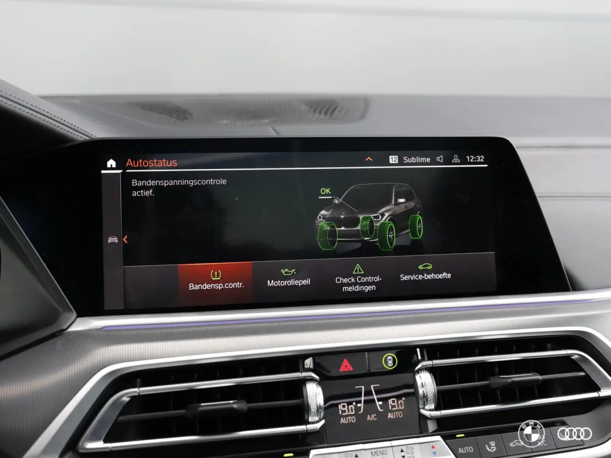 xDr45e M SPORT / PANODAK / ACC / COMFORT STOELEN / HARMANKARDON / VERW STOELEN-STUUR-ARMSTEUNEN / LASER LED /22"