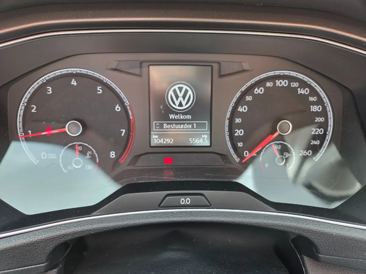 1.5 TSI Style Adaptieve Cruise | Trekhaak | 18" Lichtmetaal | Parkeersensoren Rondom | Airco | Navigatie | Airco (handmatig) | Comfortstoel(en) | Cruise control adaptief