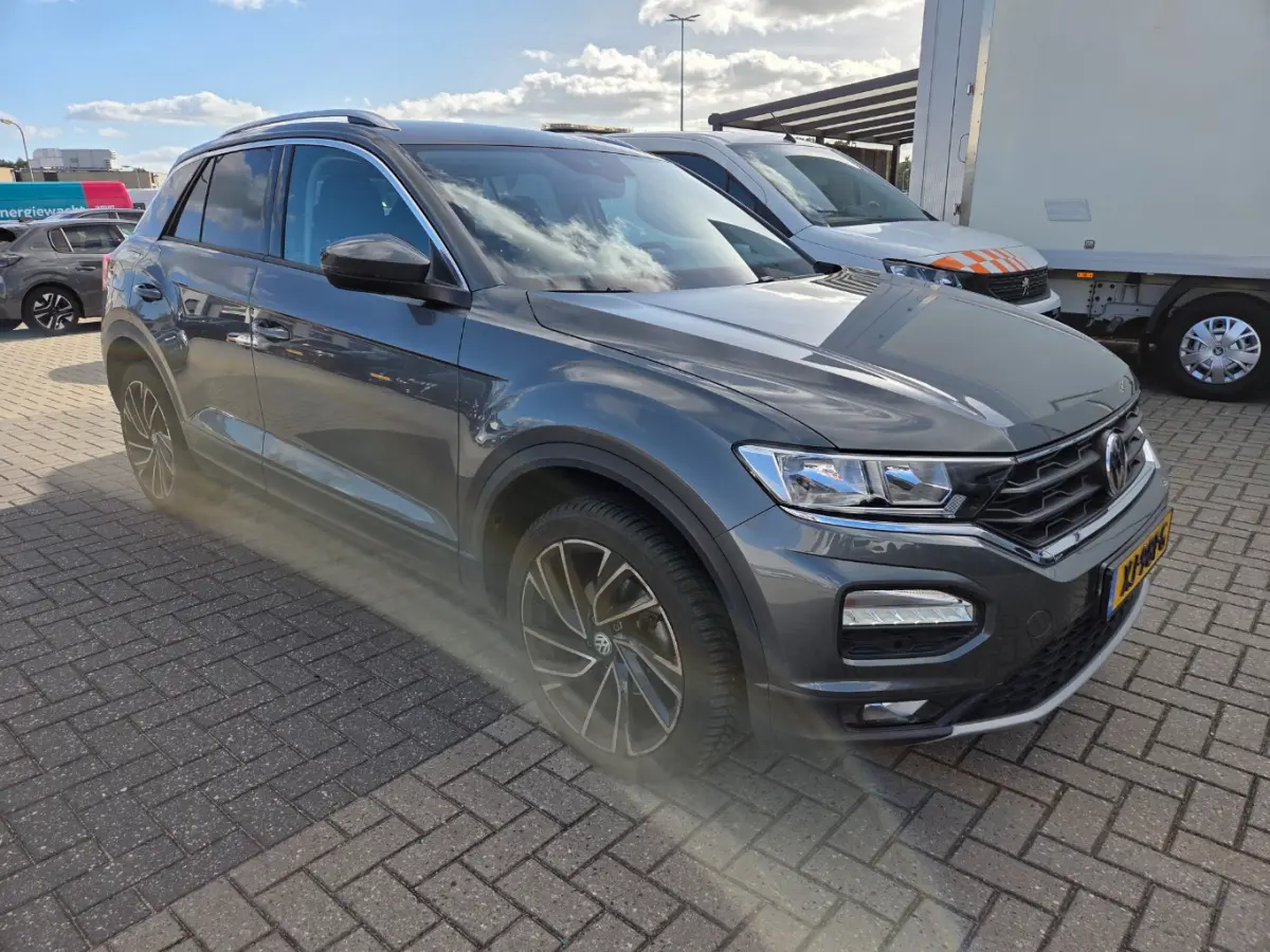 1.5 TSI Style Adaptieve Cruise | Trekhaak | 18" Lichtmetaal | Parkeersensoren Rondom | Airco | Navigatie | Airco (handmatig) | Comfortstoel(en) | Cruise control adaptief