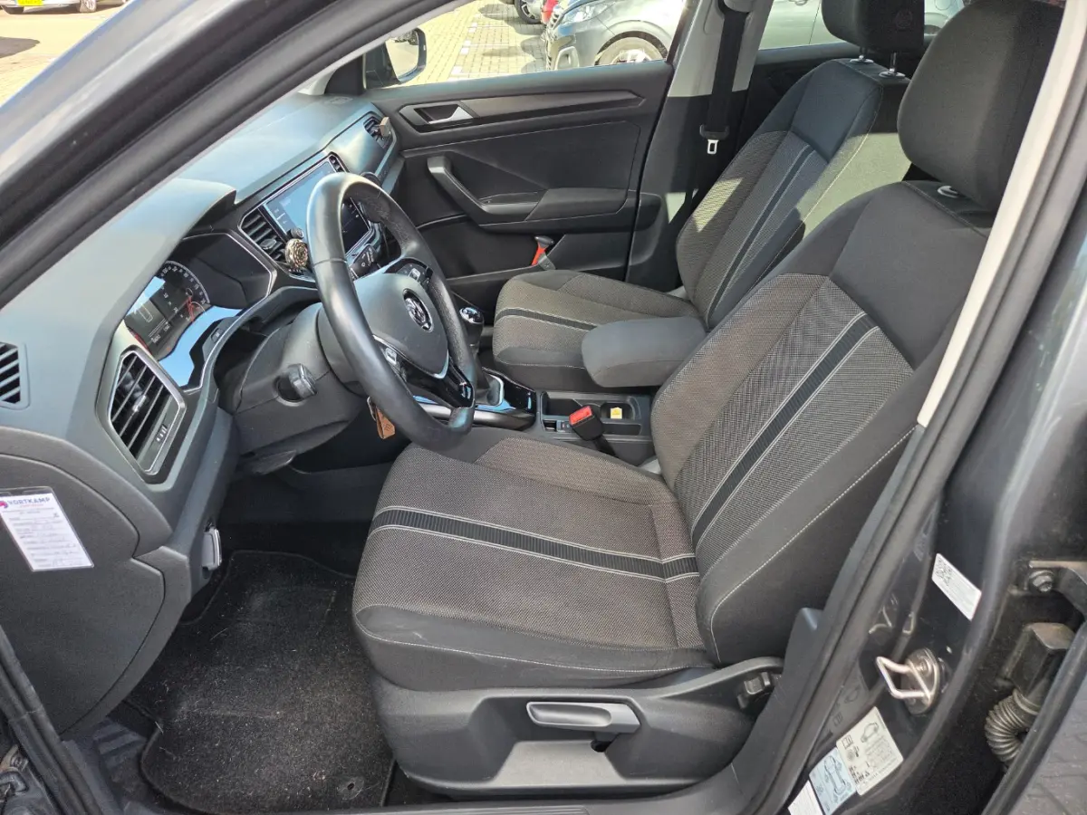 1.5 TSI Style Adaptieve Cruise | Trekhaak | 18" Lichtmetaal | Parkeersensoren Rondom | Airco | Navigatie | Airco (handmatig) | Comfortstoel(en) | Cruise control adaptief