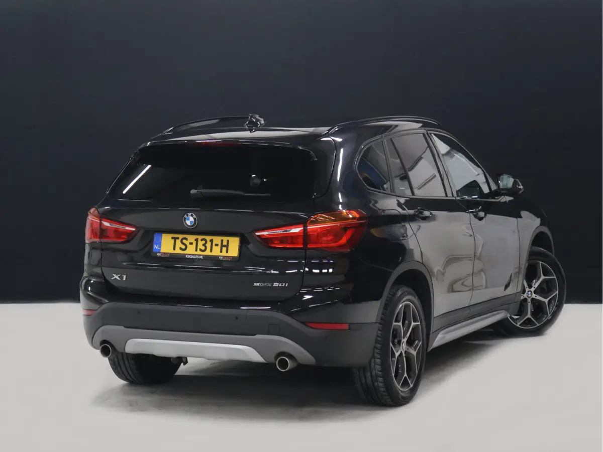 sDrive20i Orange Edition II M Sport [STOELVERWARMING, CRUISE CONTROL, PDC V+A, ELEKTRISCHE STOELEN, HEAD UP DISPLAY, CLIMATE CONTROL, LEDER M STUUR, LEDER STOELEN, ELEKTRISCHE ACHTERKLEP, BL