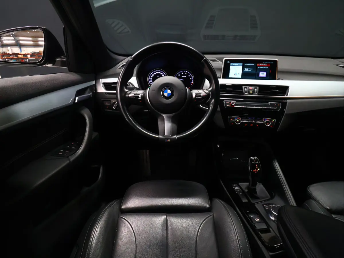 sDrive20i Orange Edition II M Sport [STOELVERWARMING, CRUISE CONTROL, PDC V+A, ELEKTRISCHE STOELEN, HEAD UP DISPLAY, CLIMATE CONTROL, LEDER M STUUR, LEDER STOELEN, ELEKTRISCHE ACHTERKLEP, BL