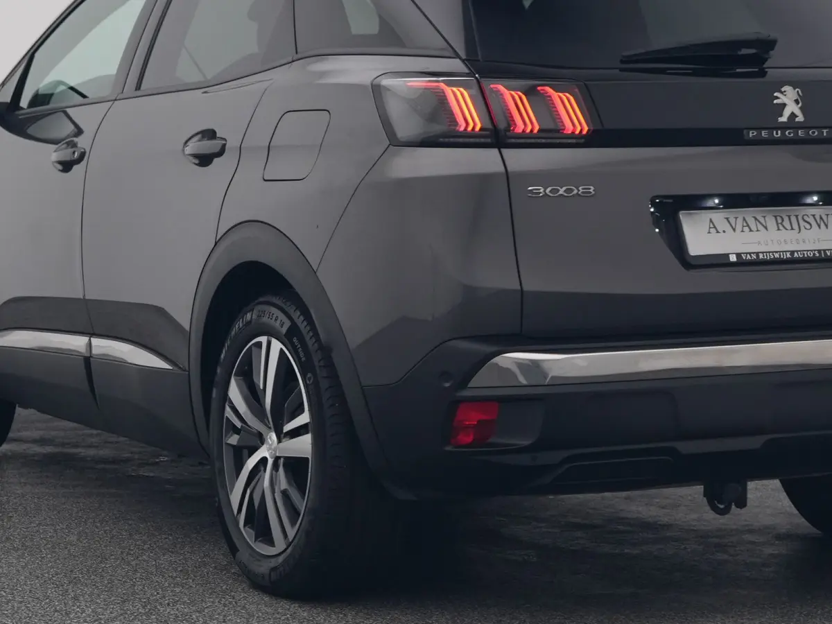 1.6 HYbrid 225 PK Automaat Allure | 360° | KEYLESS