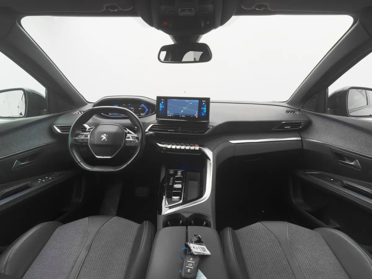1.6 HYbrid 225 PK Automaat Allure | 360° | KEYLESS