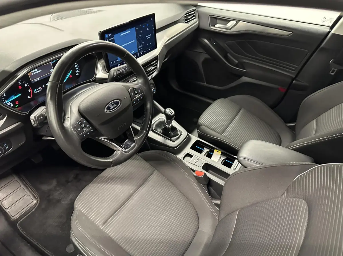1.0 EcoBoost Hybrid Titanium|Carplay|Climate/Cruise Control|NAP|