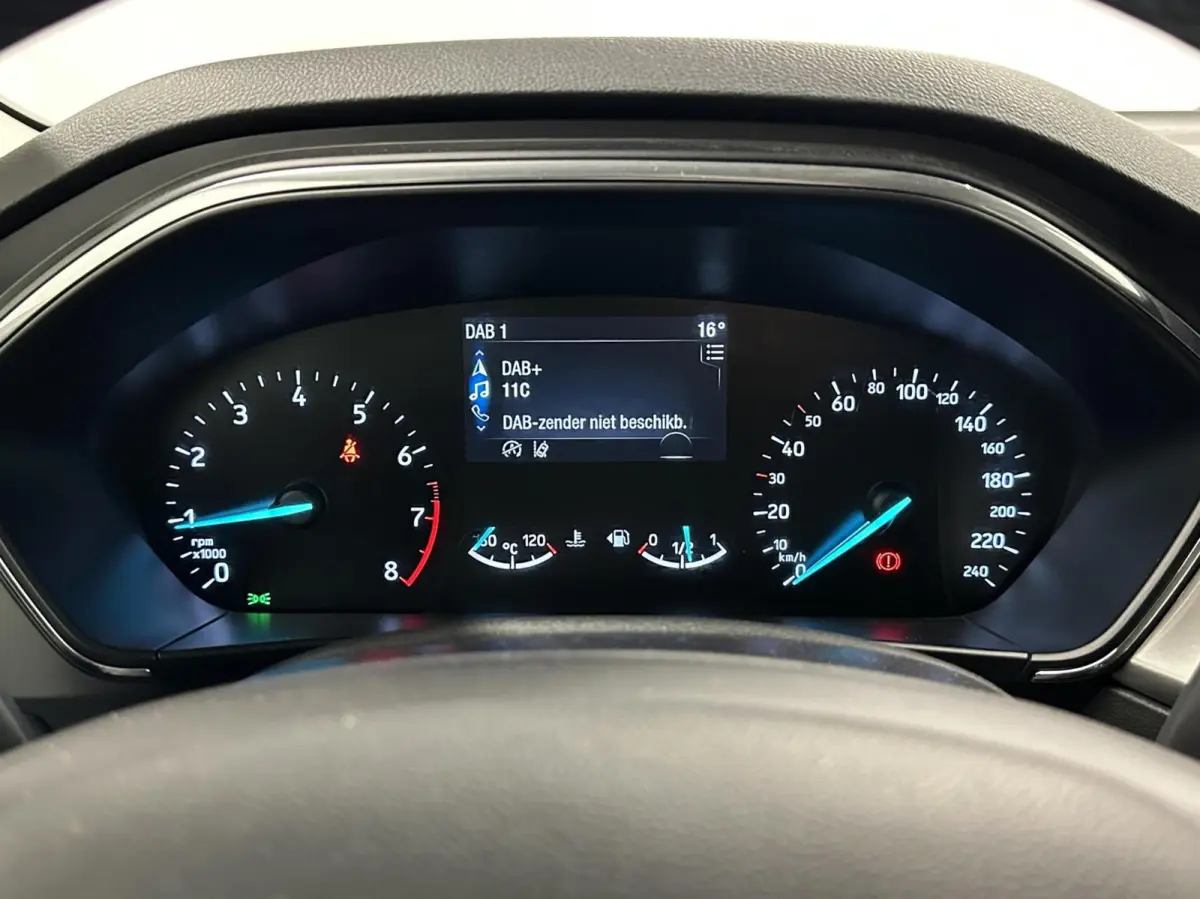 1.0 EcoBoost Hybrid Titanium|Carplay|Climate/Cruise Control|NAP|