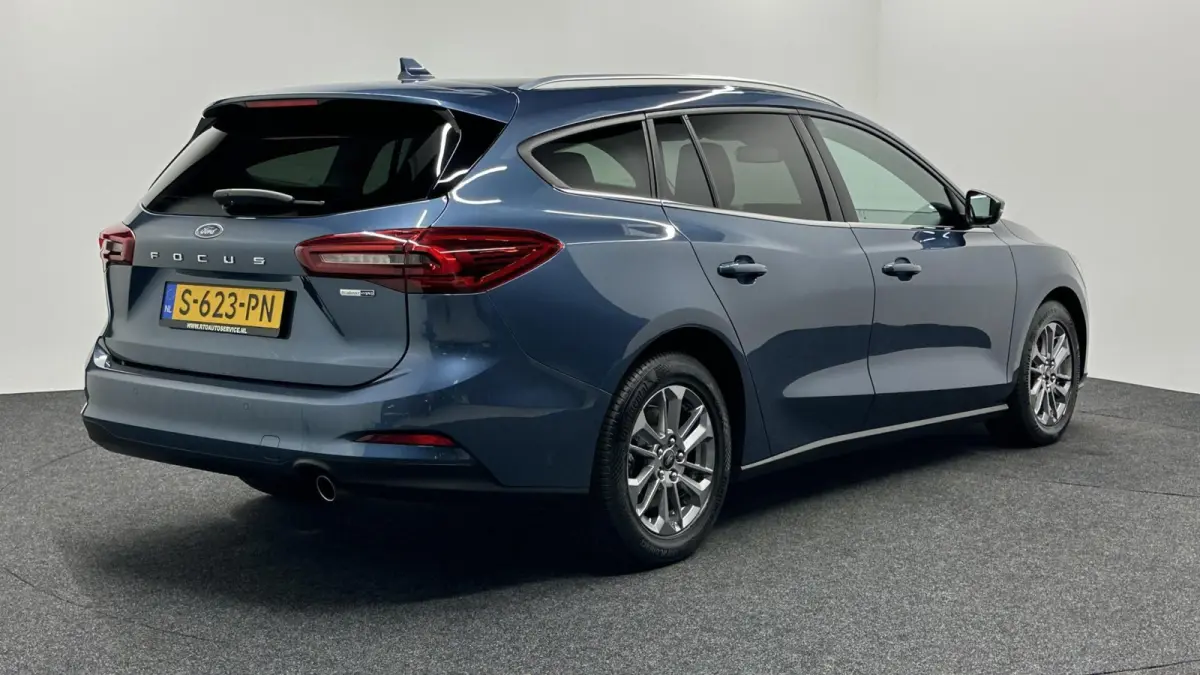 1.0 EcoBoost Hybrid Titanium|Carplay|Climate/Cruise Control|NAP|