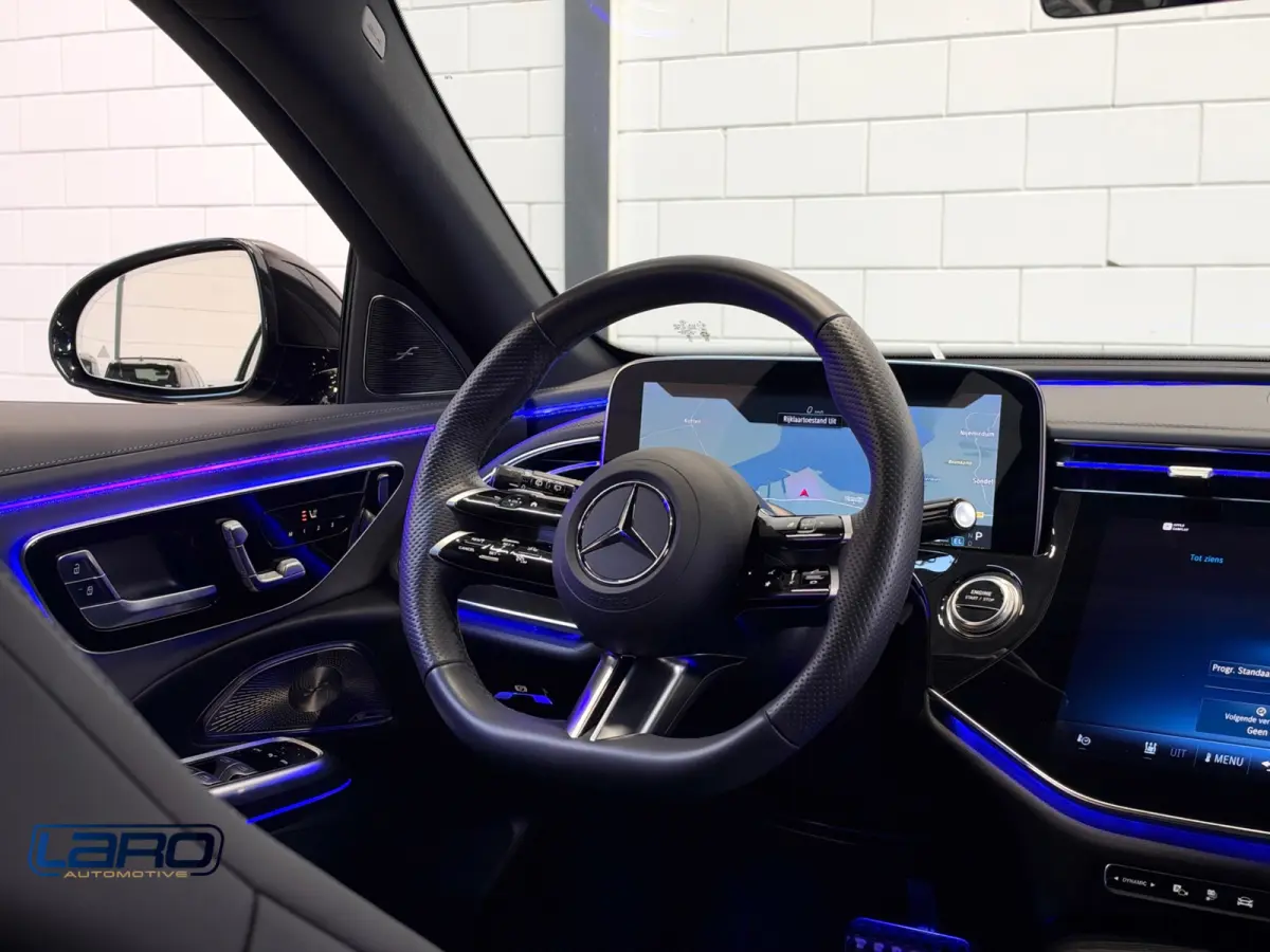 300 e Premium AMG | Superscreen Burmester Memory Leder Digital light 360 ACC BTW Night Keyless