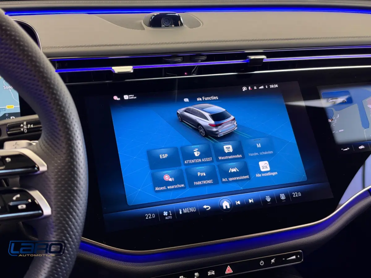 300 e Premium AMG | Superscreen Burmester Memory Leder Digital light 360 ACC BTW Night Keyless