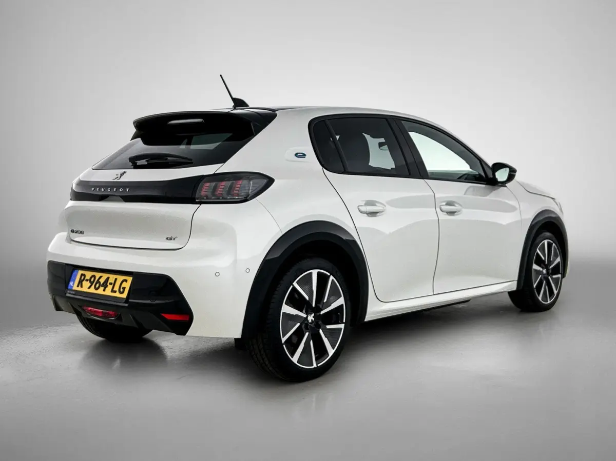 136pk EV GT Pack 50 kWh Automaat | 1ste Eigenaar | Accu 96% | Navigatie | Climate Control | Stoelverwarming | Adaptieve Cruise Control | 17" LMV | Keyless Entry/Start | Dodehoekdetectie | LE