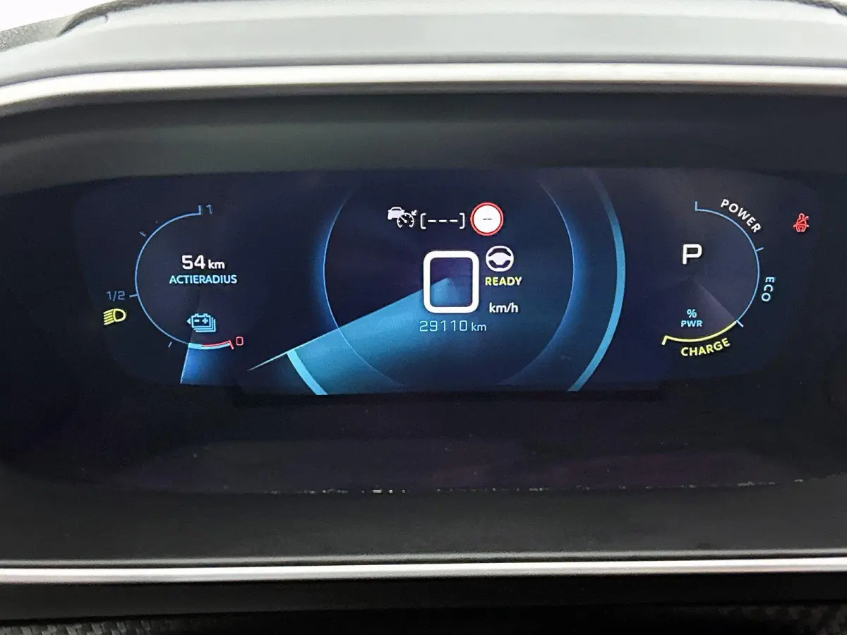 136pk EV GT Pack 50 kWh Automaat | 1ste Eigenaar | Accu 96% | Navigatie | Climate Control | Stoelverwarming | Adaptieve Cruise Control | 17" LMV | Keyless Entry/Start | Dodehoekdetectie | LE