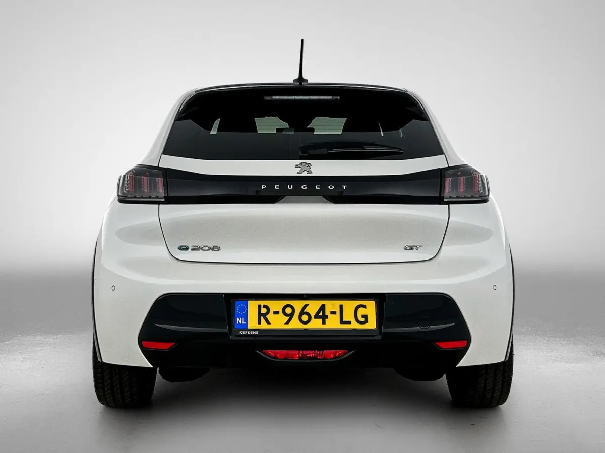 136pk EV GT Pack 50 kWh Automaat | 1ste Eigenaar | Accu 96% | Navigatie | Climate Control | Stoelverwarming | Adaptieve Cruise Control | 17" LMV | Keyless Entry/Start | Dodehoekdetectie | LE