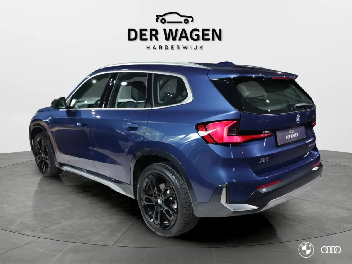xDrive25e X-Line / EL STOELEN MET GEHEUGEN / KEYLESS ENTRY & START / DRAADLOOS LADEN / 19"