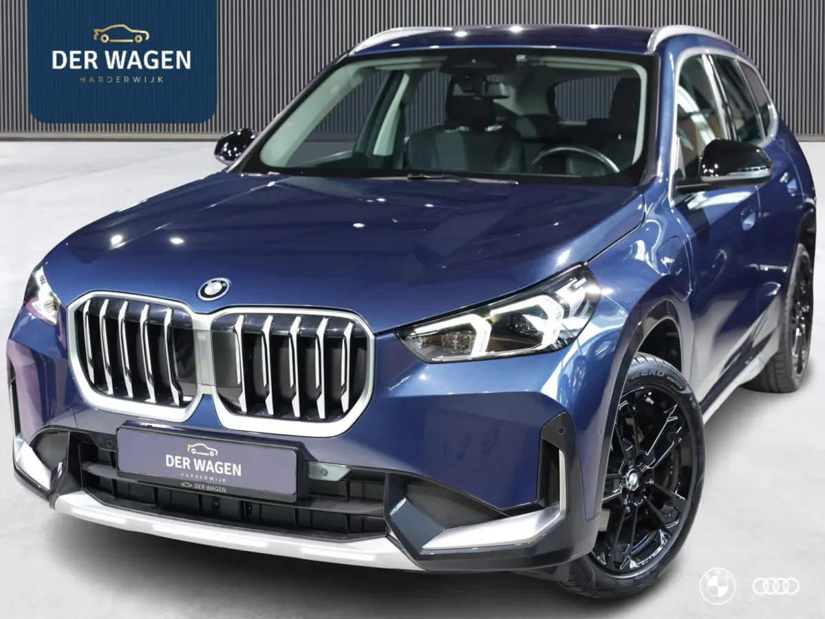 xDrive25e X-Line / EL STOELEN MET GEHEUGEN / KEYLESS ENTRY & START / DRAADLOOS LADEN / 19"