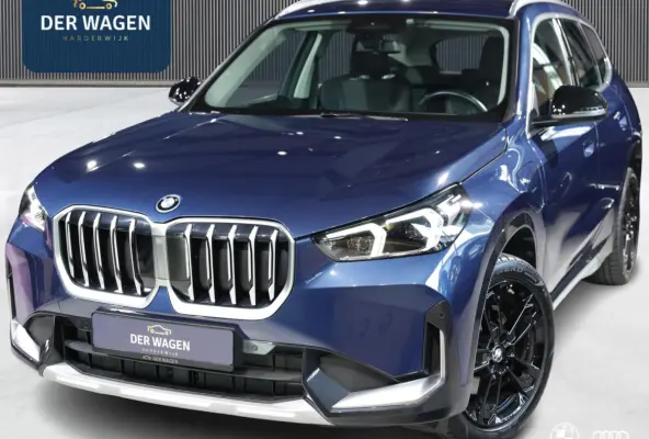 xDrive25e X-Line / EL STOELEN MET GEHEUGEN / KEYLESS ENTRY & START / DRAADLOOS LADEN / 19"