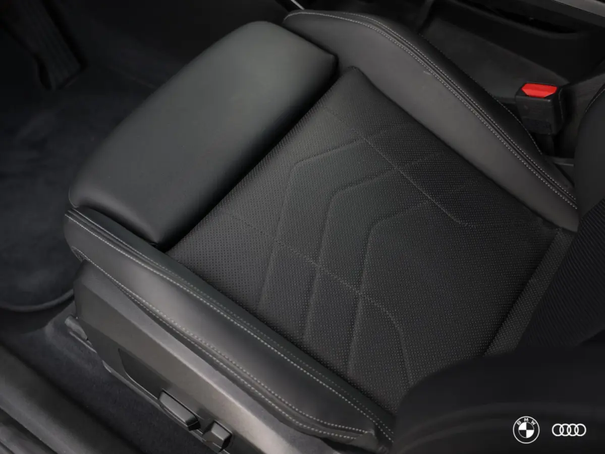 xDrive25e X-Line / EL STOELEN MET GEHEUGEN / KEYLESS ENTRY & START / DRAADLOOS LADEN / 19"