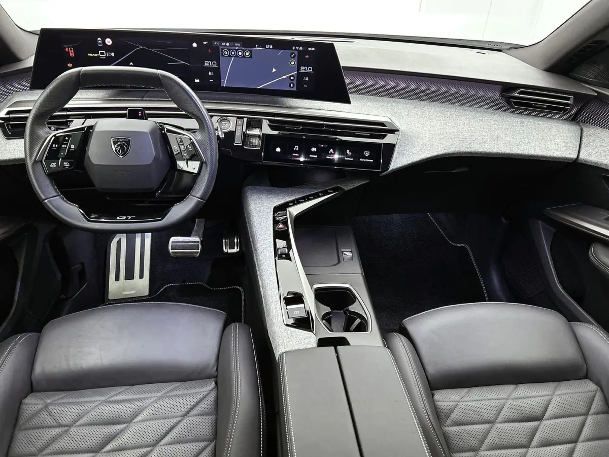 210pk GT Exclusive 73 kWh 7p Automaat | Tot 8 Jaar Garantie | Trekhaak | Schuif-/Kanteldak | Leder | 360 Camera | Elektrische Achterklep | Elektrische Bestuurdersstoel | Navigatie | Climate 