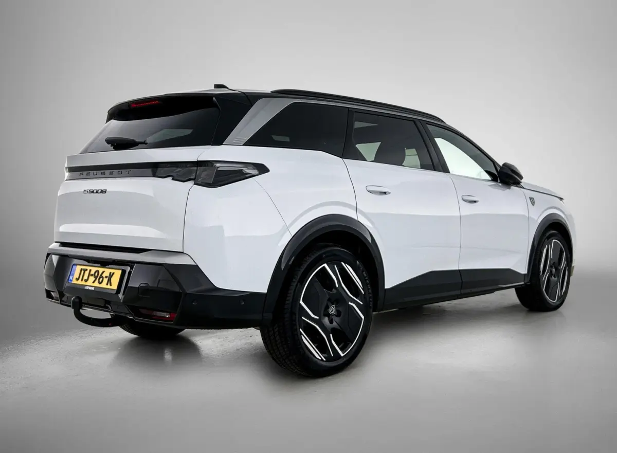 210pk GT Exclusive 73 kWh 7p Automaat | Tot 8 Jaar Garantie | Trekhaak | Schuif-/Kanteldak | Leder | 360 Camera | Elektrische Achterklep | Elektrische Bestuurdersstoel | Navigatie | Climate 