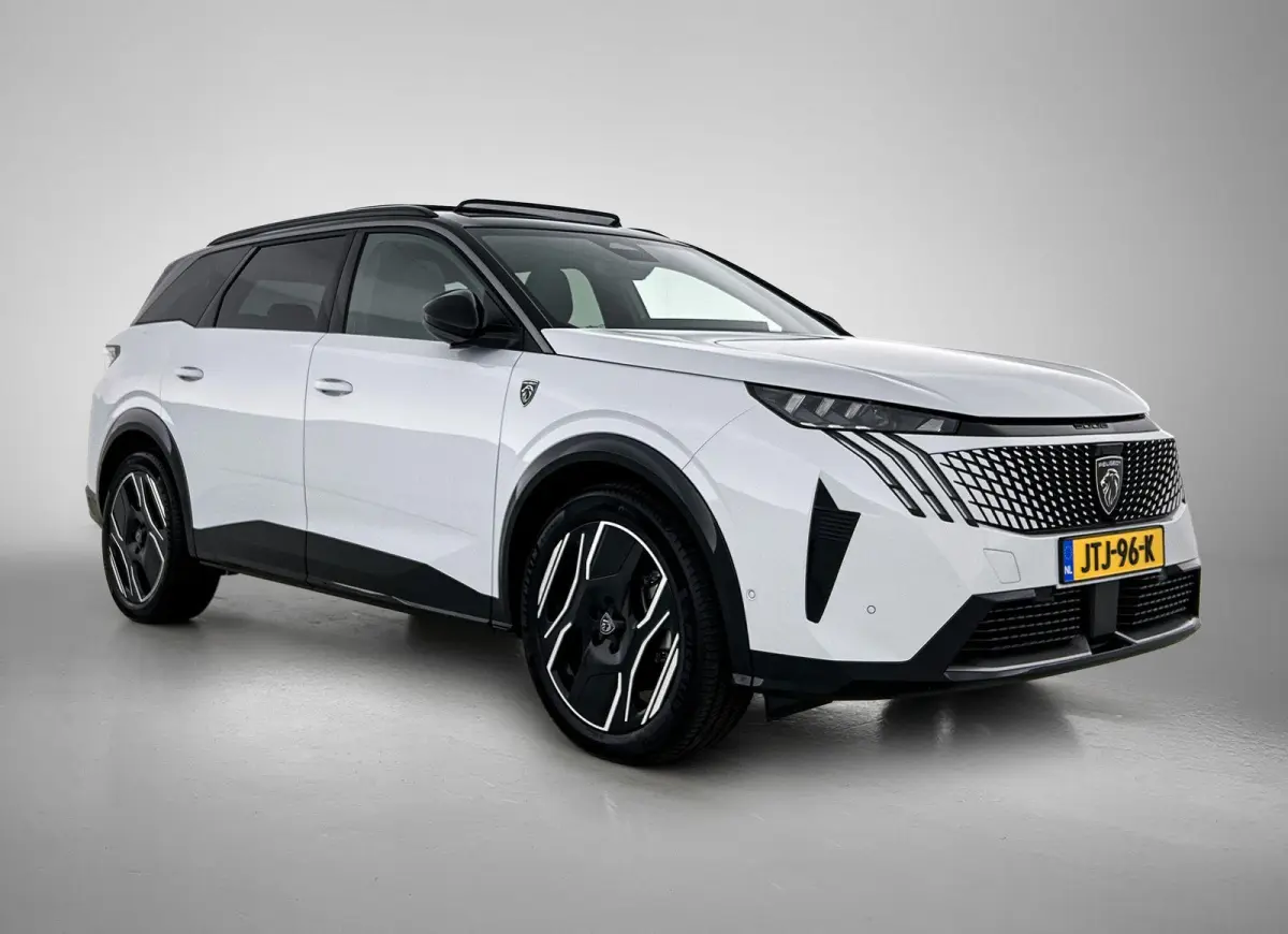 210pk GT Exclusive 73 kWh 7p Automaat | Tot 8 Jaar Garantie | Trekhaak | Schuif-/Kanteldak | Leder | 360 Camera | Elektrische Achterklep | Elektrische Bestuurdersstoel | Navigatie | Climate 