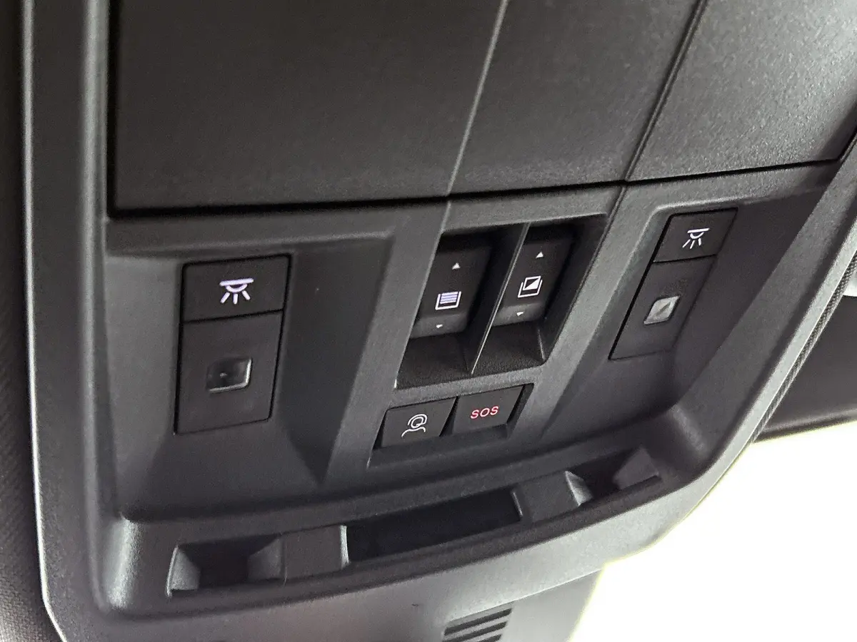 210pk GT Exclusive 73 kWh 7p Automaat | Tot 8 Jaar Garantie | Trekhaak | Schuif-/Kanteldak | Leder | 360 Camera | Elektrische Achterklep | Elektrische Bestuurdersstoel | Navigatie | Climate 