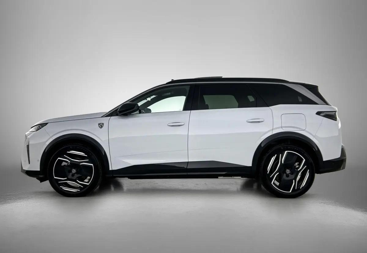 210pk GT Exclusive 73 kWh 7p Automaat | Tot 8 Jaar Garantie | Trekhaak | Schuif-/Kanteldak | Leder | 360 Camera | Elektrische Achterklep | Elektrische Bestuurdersstoel | Navigatie | Climate 