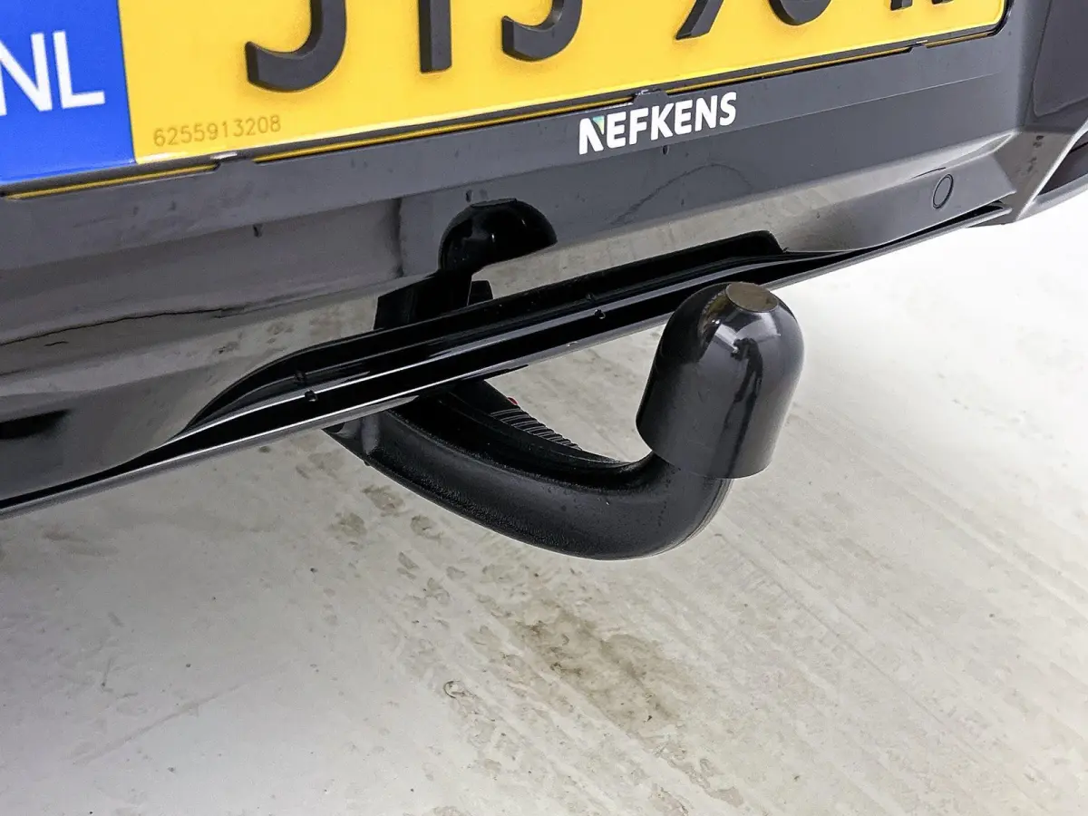 210pk GT Exclusive 73 kWh 7p Automaat | Tot 8 Jaar Garantie | Trekhaak | Schuif-/Kanteldak | Leder | 360 Camera | Elektrische Achterklep | Elektrische Bestuurdersstoel | Navigatie | Climate 