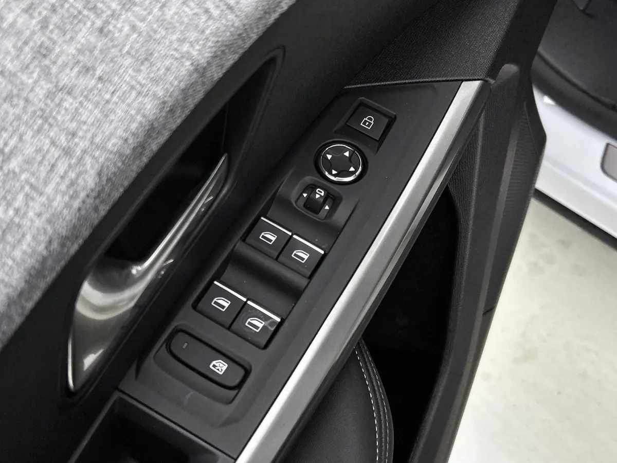 210pk GT Exclusive 73 kWh 7p Automaat | Tot 8 Jaar Garantie | Trekhaak | Schuif-/Kanteldak | Leder | 360 Camera | Elektrische Achterklep | Elektrische Bestuurdersstoel | Navigatie | Climate 