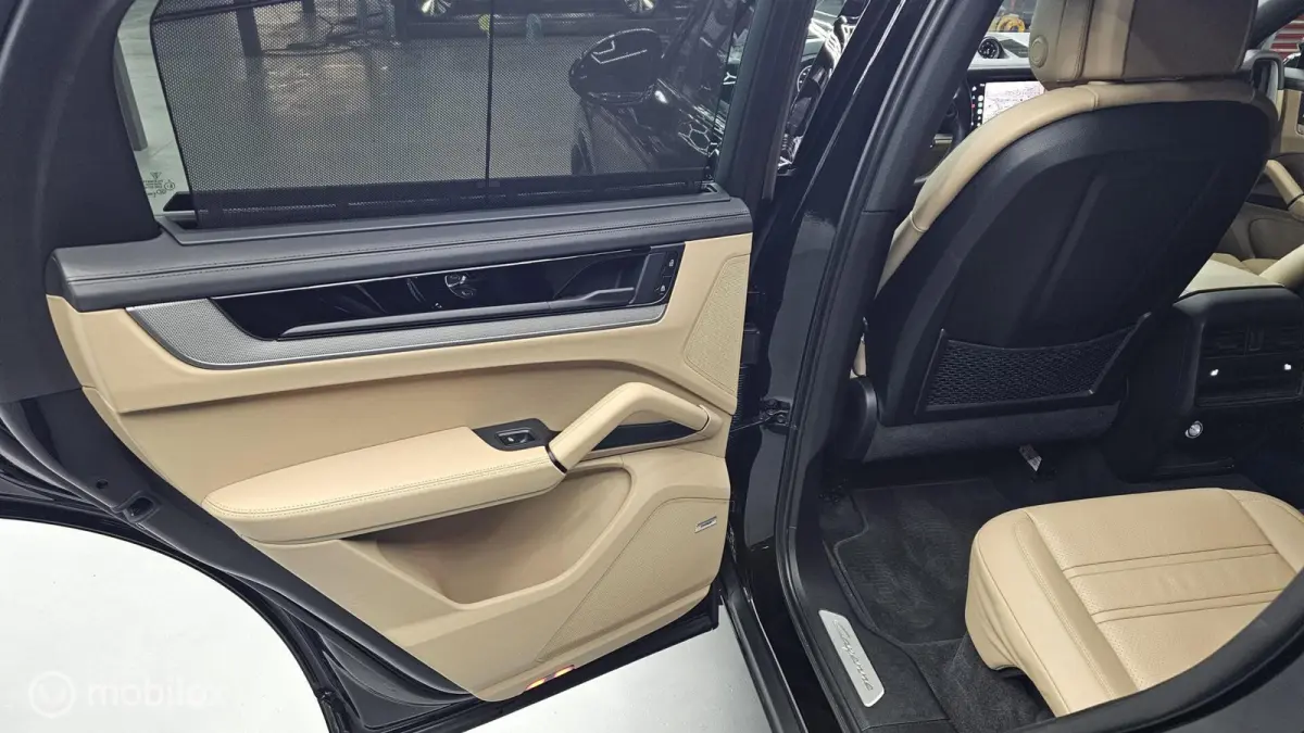 3.0 E-Hybrid Bj 2023