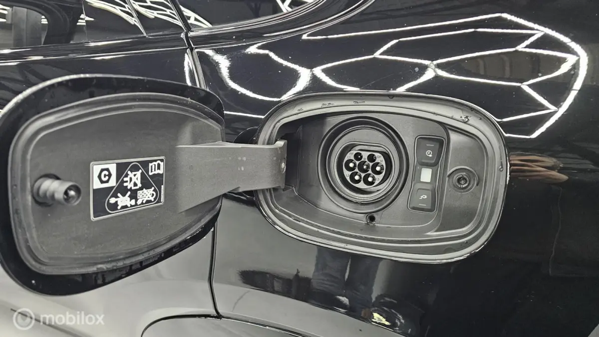 3.0 E-Hybrid Bj 2023