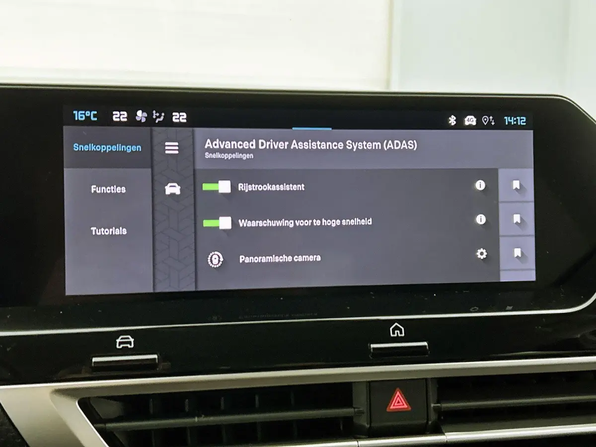 1.2 Hybrid 145pk Max Automaat | Tot 8 Jaar Garantie | Navigatie | Achteruitrijcamera | Adaptieve Cruise Control | Climate Control | Stoelverwarming | Apple Carplay/Android Auto |