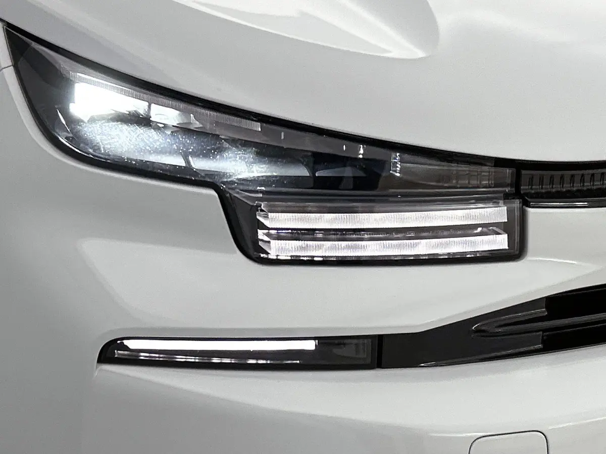 1.2 Hybrid 145pk Max Automaat | Tot 8 Jaar Garantie | Navigatie | Achteruitrijcamera | Adaptieve Cruise Control | Climate Control | Stoelverwarming | Apple Carplay/Android Auto |