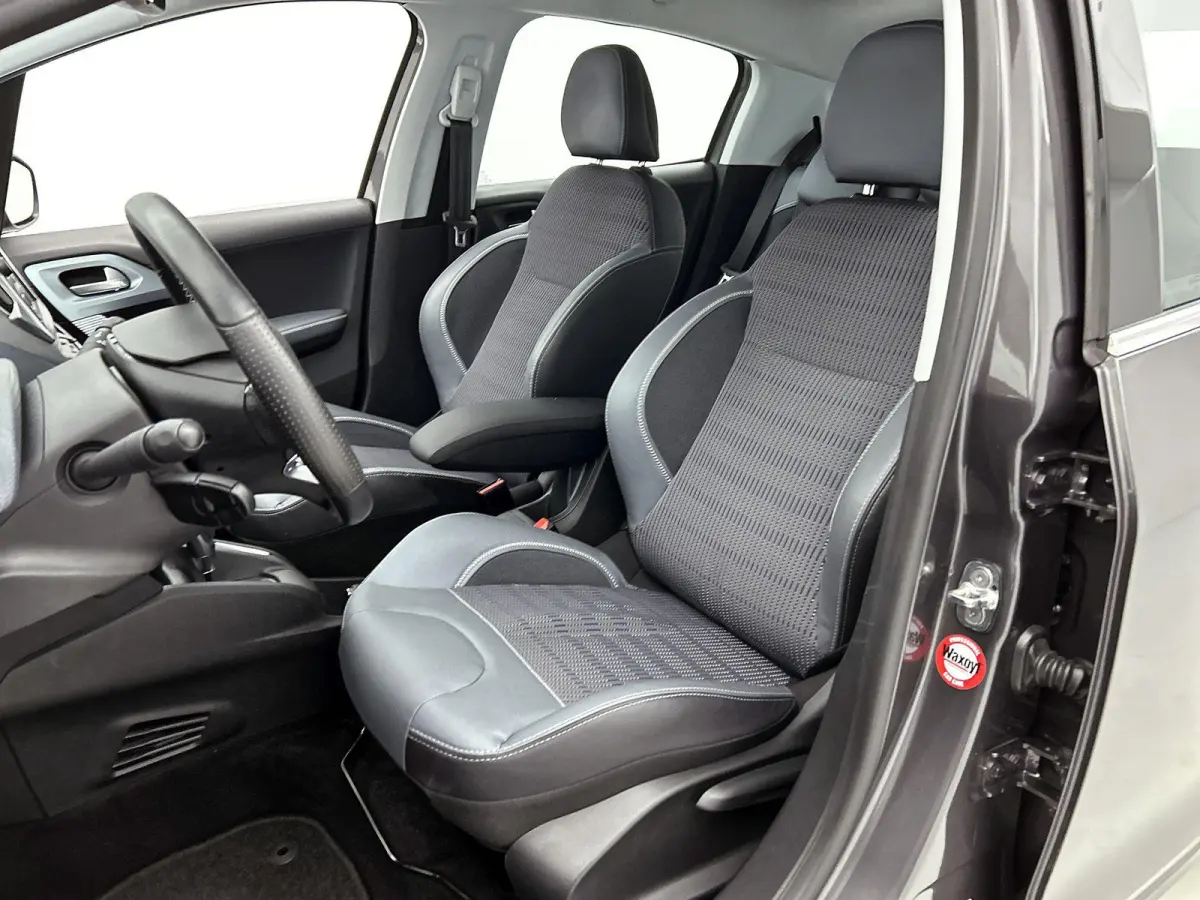 1.2 110pk Allure Automaat | 1ste Eigenaar | LAGE KM | Navigatie | Apple Carplay/Android Auto | Climate Control | Camera | Cruise Control | 16"LMV |