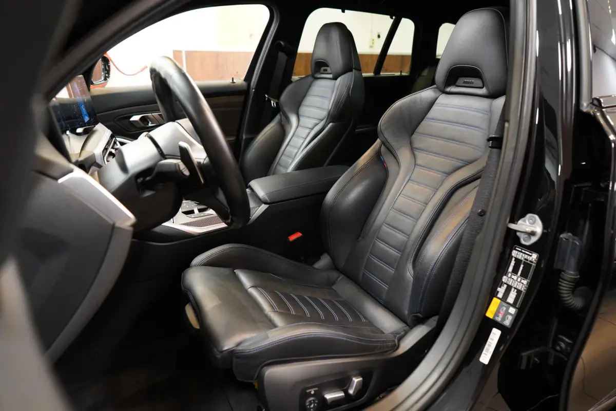 330e xDrive BTW|M Sport|PANO|Sportstoelen|HUD|ACC
