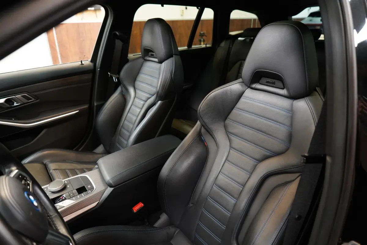 330e xDrive BTW|M Sport|PANO|Sportstoelen|HUD|ACC