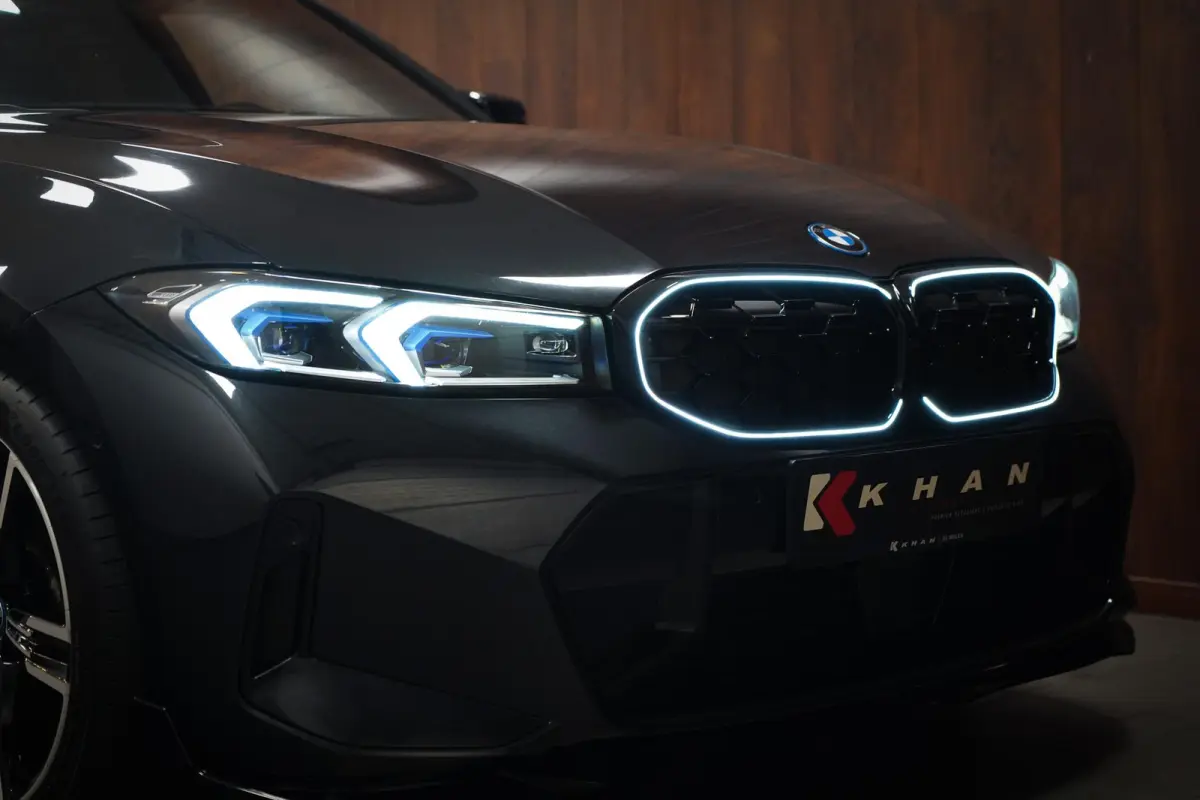 330e xDrive BTW|M Sport|PANO|Sportstoelen|HUD|ACC