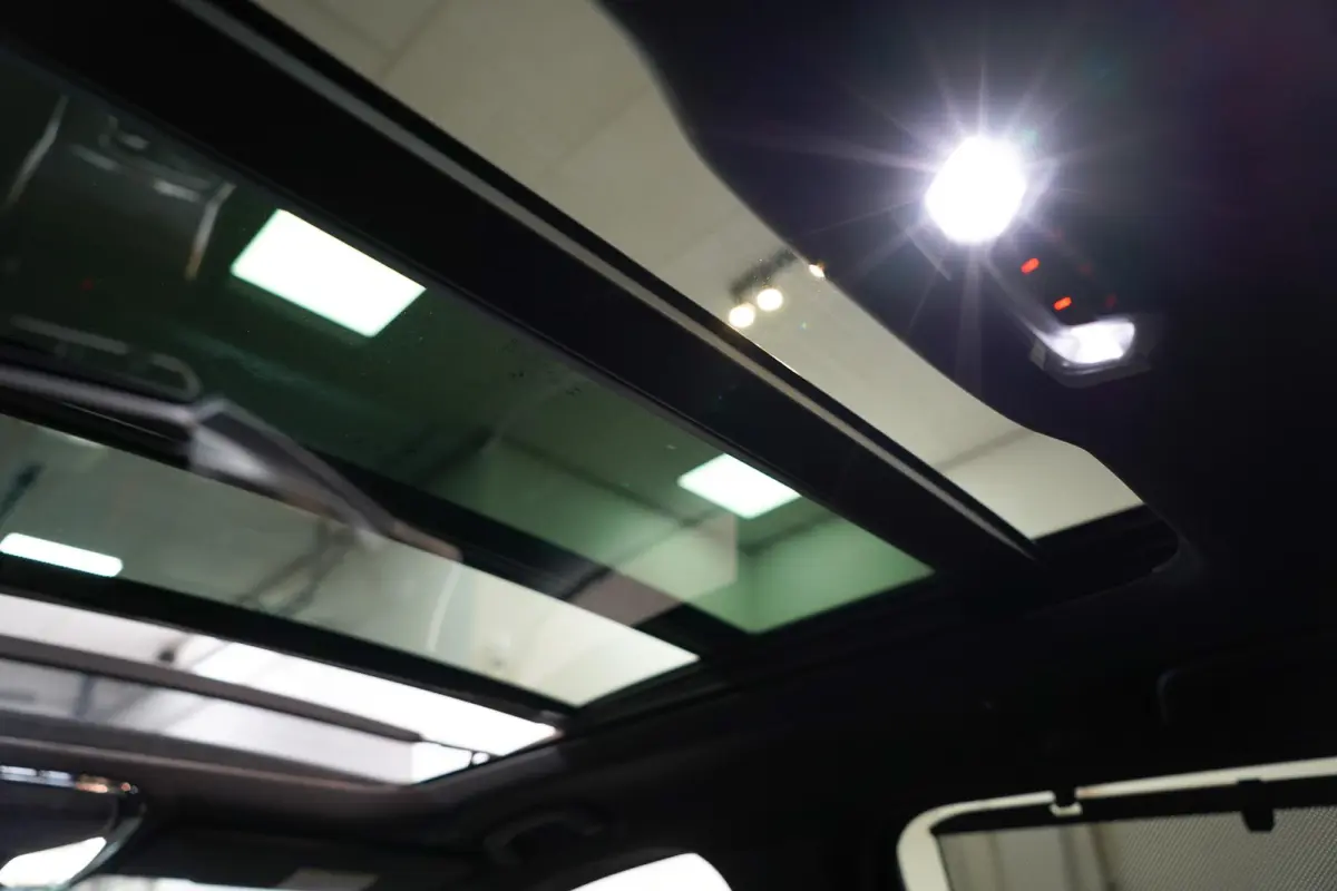 330e xDrive BTW|M Sport|PANO|Sportstoelen|HUD|ACC