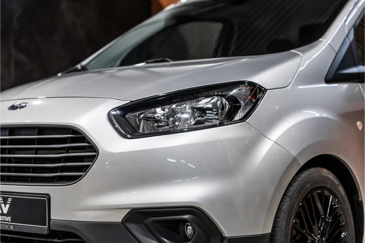 1.0 100 PK | Benzine | Navigatie | CarPlay | PDC | Stoelverwarming | Cruise control | MF Stuur | Airco | Nieuwe APK | Dealer onderhouden