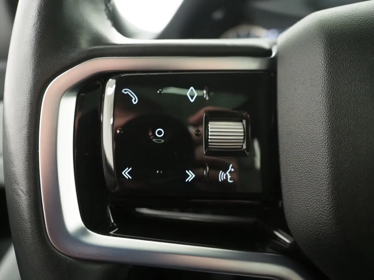 1.5 P300e AWD | Panoramadak | Leder | Camera | Stoelverwarming | Zwarte Hemel | Carplay