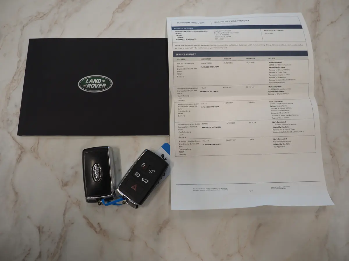 1.5 P300e AWD | Panoramadak | Leder | Camera | Stoelverwarming | Zwarte Hemel | Carplay