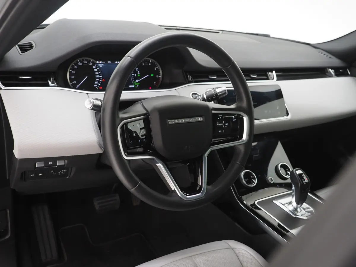 1.5 P300e AWD | Panoramadak | Leder | Camera | Stoelverwarming | Zwarte Hemel | Carplay