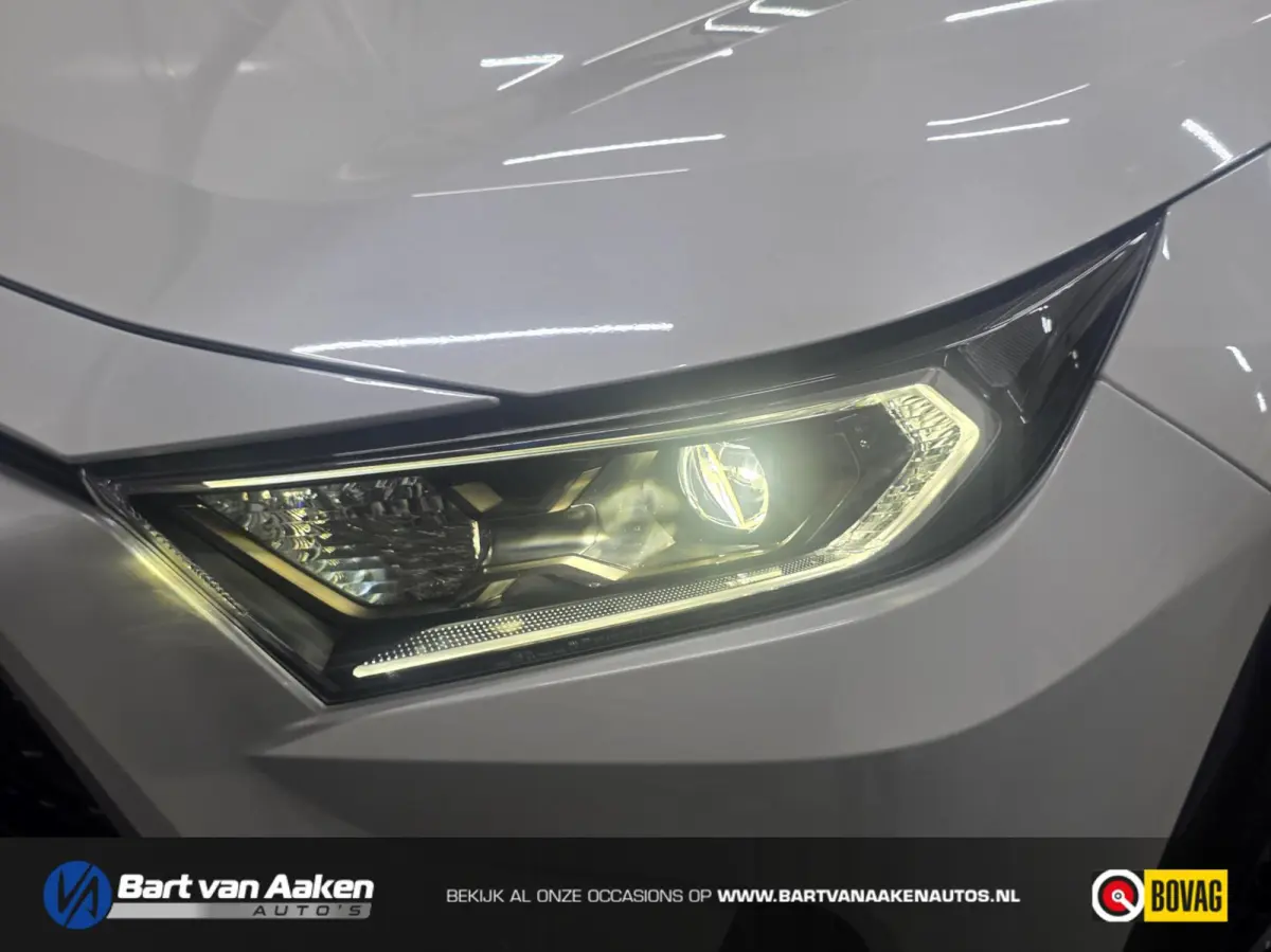 2.5 Plug-in Hybrid AWD Bi-Tone Plus PHEV